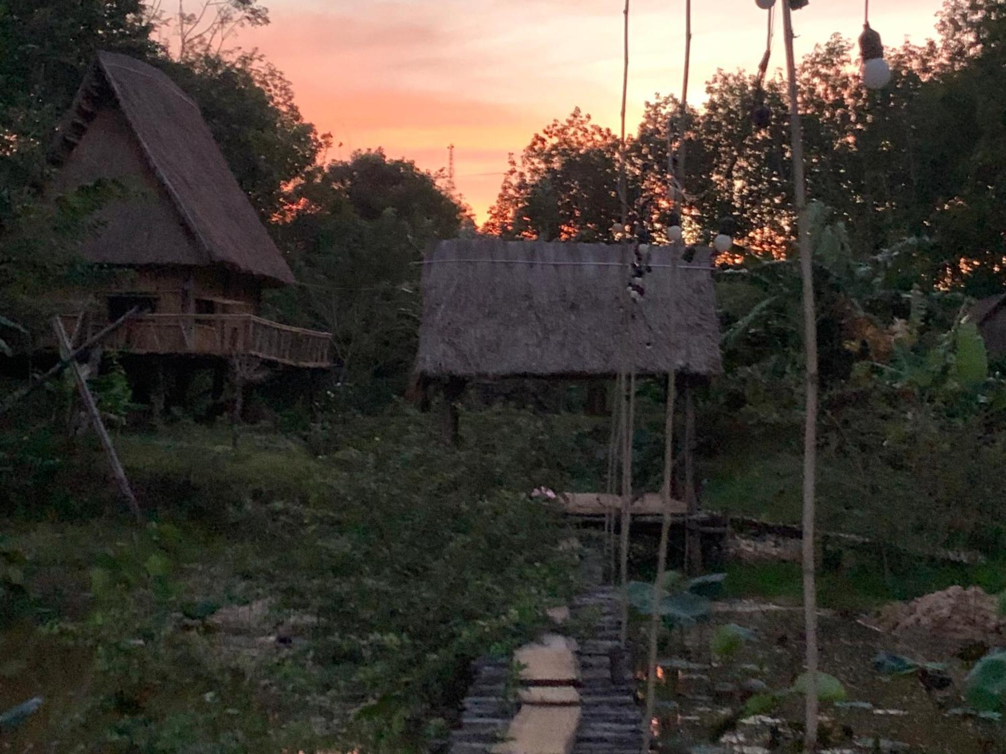 Khu Du Lich Sinh Thai, Nghi Duong Homestay Hoang Anh - Kon Xom Luh كون توم المظهر الخارجي الصورة