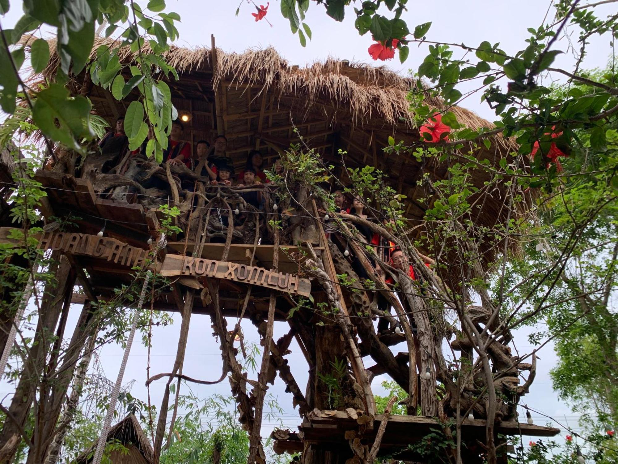 Khu Du Lich Sinh Thai, Nghi Duong Homestay Hoang Anh - Kon Xom Luh كون توم المظهر الخارجي الصورة