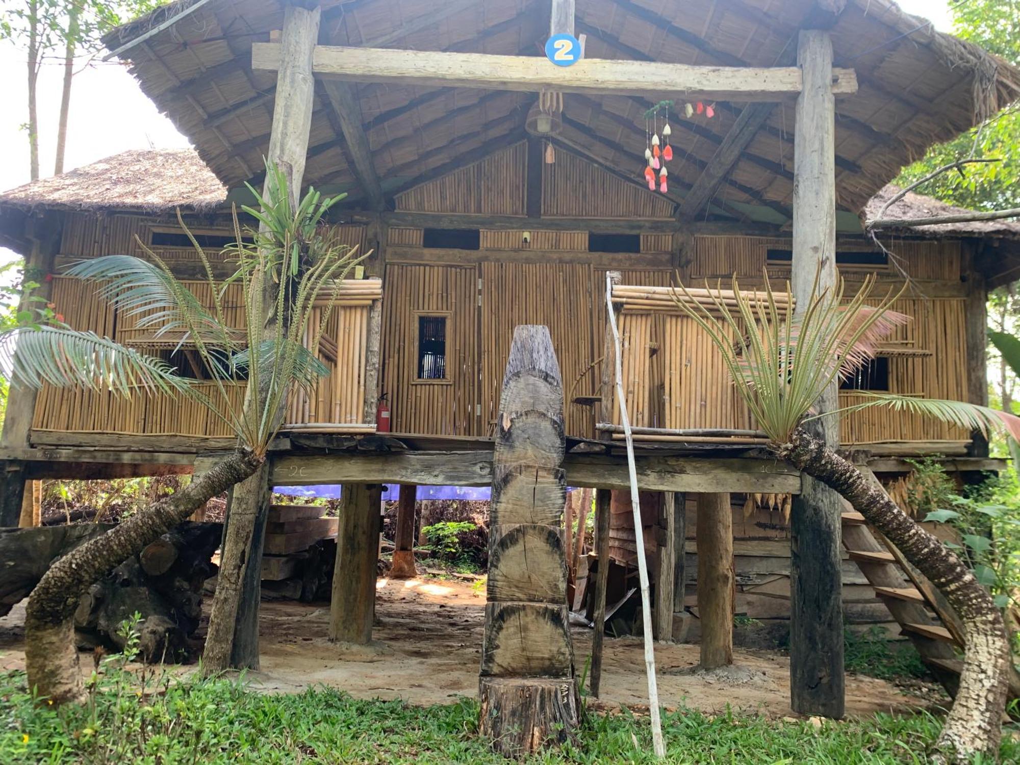 Khu Du Lich Sinh Thai, Nghi Duong Homestay Hoang Anh - Kon Xom Luh كون توم المظهر الخارجي الصورة