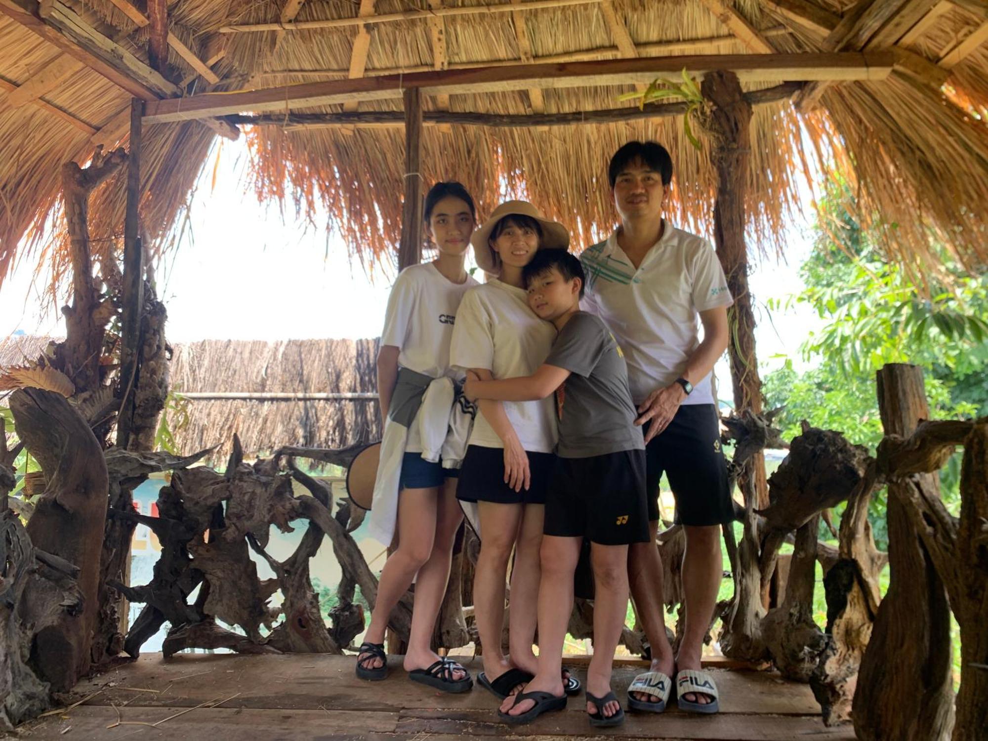 Khu Du Lich Sinh Thai, Nghi Duong Homestay Hoang Anh - Kon Xom Luh كون توم المظهر الخارجي الصورة