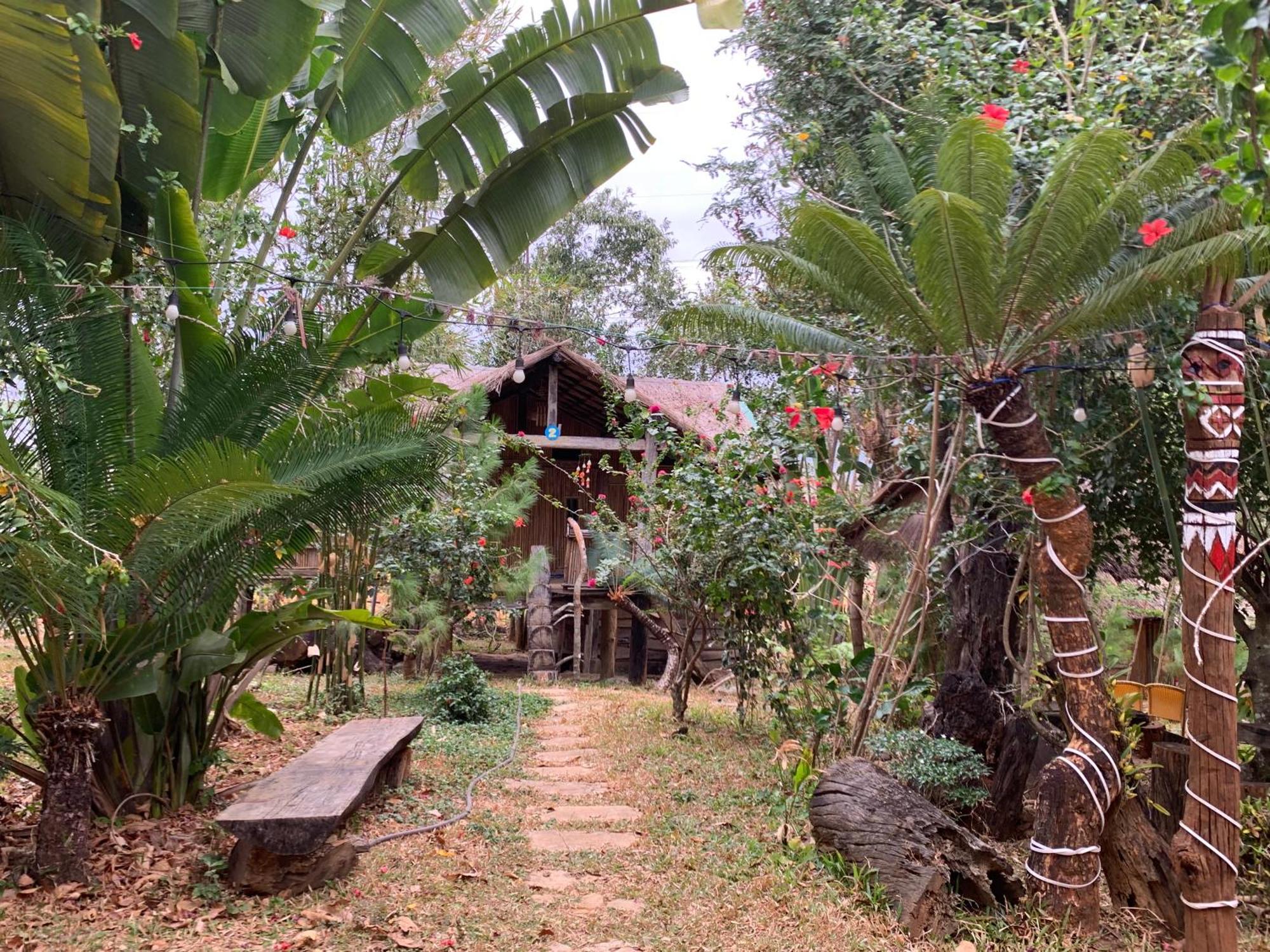 Khu Du Lich Sinh Thai, Nghi Duong Homestay Hoang Anh - Kon Xom Luh كون توم المظهر الخارجي الصورة