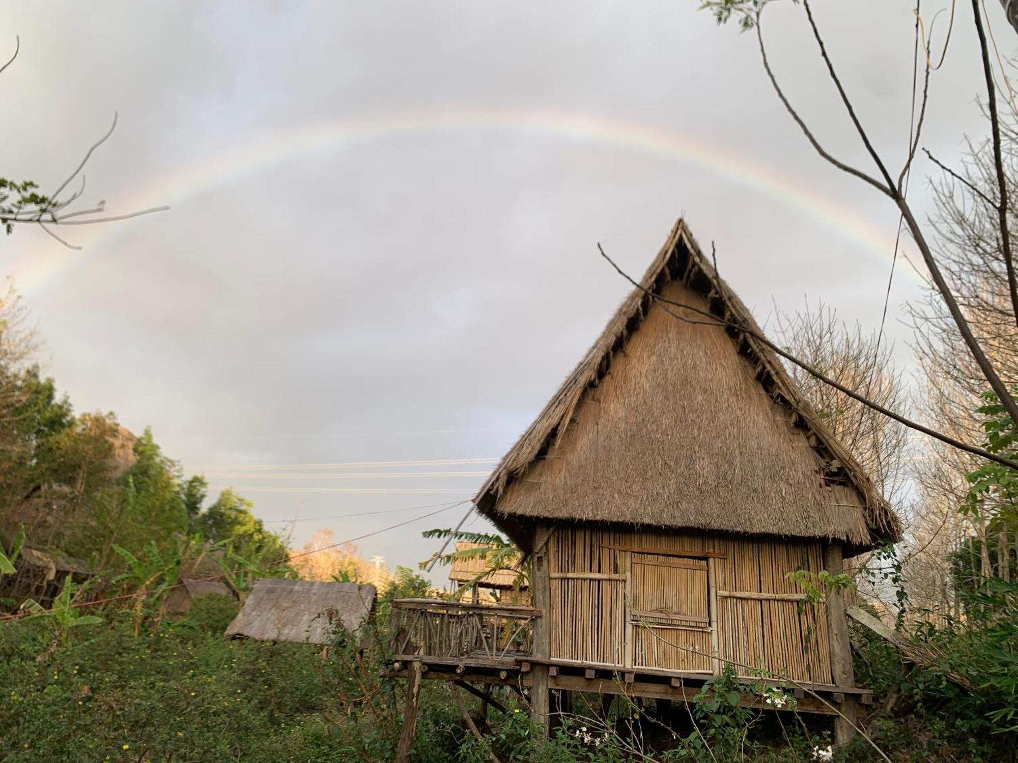 Khu Du Lich Sinh Thai, Nghi Duong Homestay Hoang Anh - Kon Xom Luh كون توم المظهر الخارجي الصورة