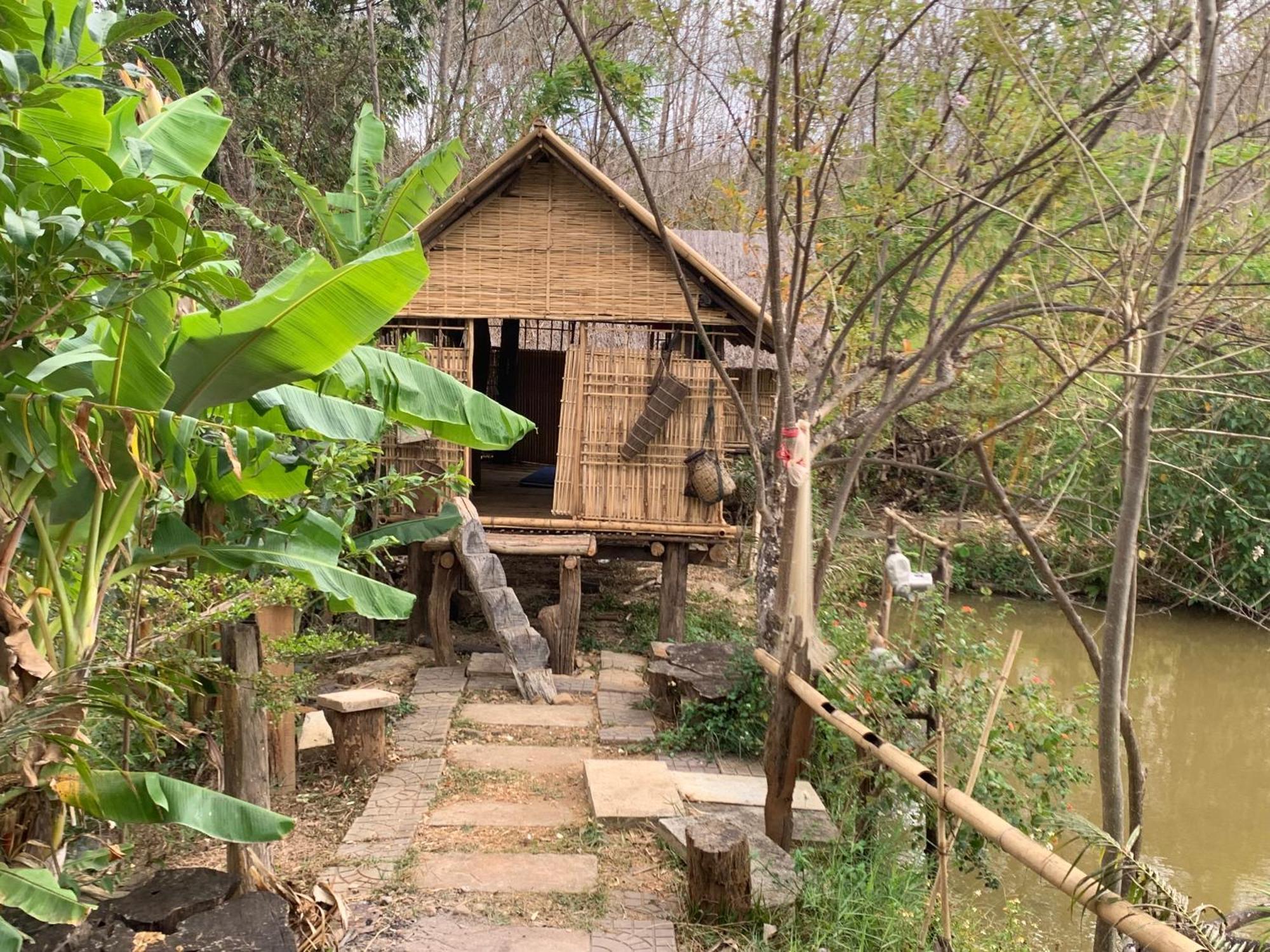 Khu Du Lich Sinh Thai, Nghi Duong Homestay Hoang Anh - Kon Xom Luh كون توم المظهر الخارجي الصورة